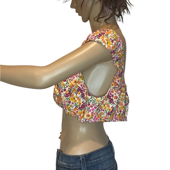 Wild Fable Floral Print Very Short Cropped Capped Sleeves Top Size Large NWT - Picture 4 of 6